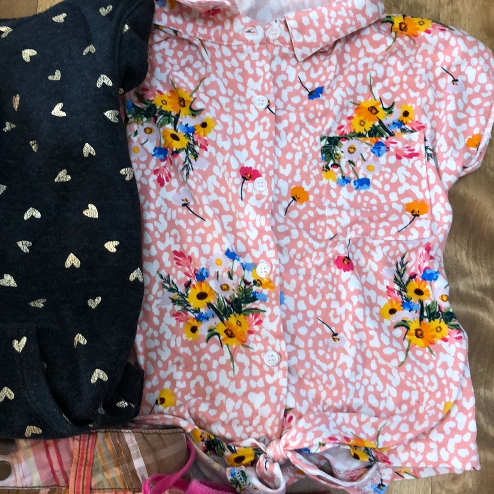 Collection of girls size 6 clothes - Picture 4 of 7